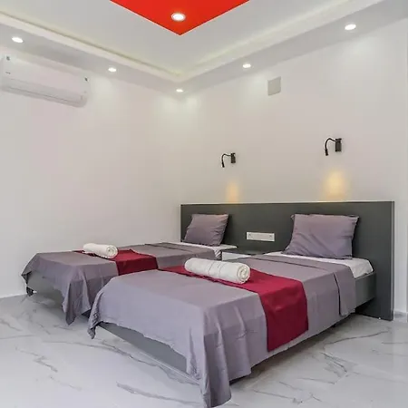 Hazal 2 / Kalkan Szálloda