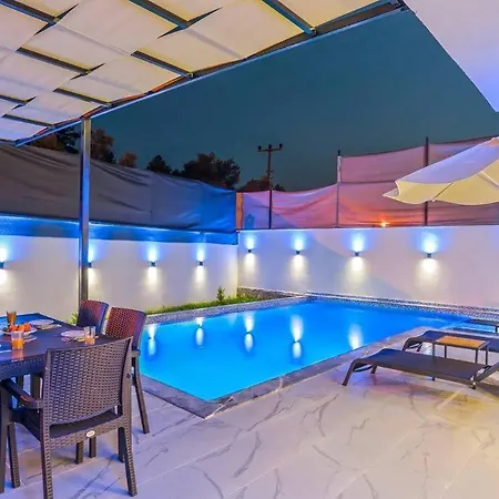 Hazal 2 / Kalkan 4*